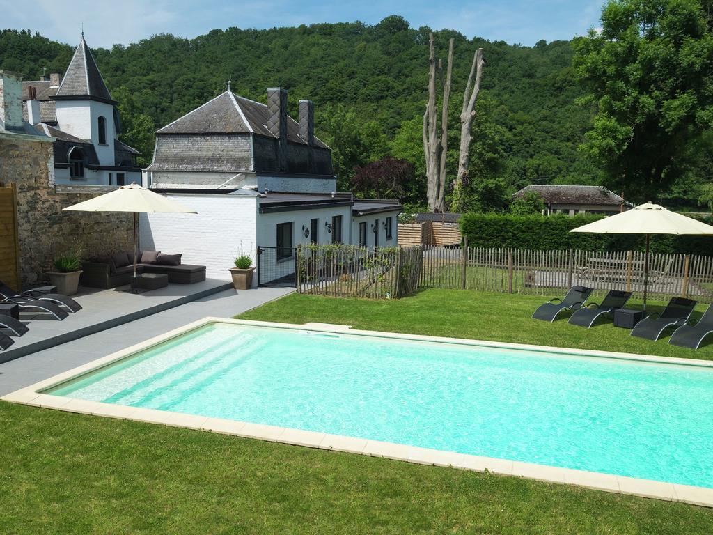 הוילה Hastiere-par-dela Modern Mansion In Hasti Re Par Del With Pool מראה חיצוני תמונה