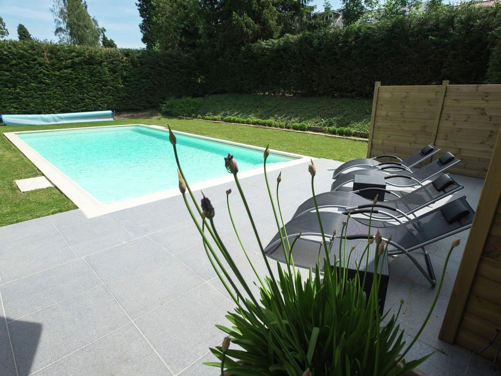 הוילה Hastiere-par-dela Modern Mansion In Hasti Re Par Del With Pool מראה חיצוני תמונה